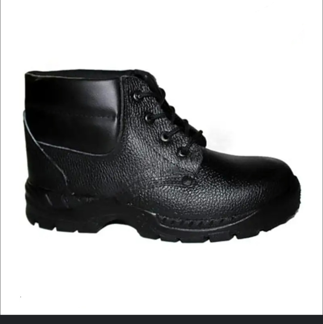 کفش کار نگهبان